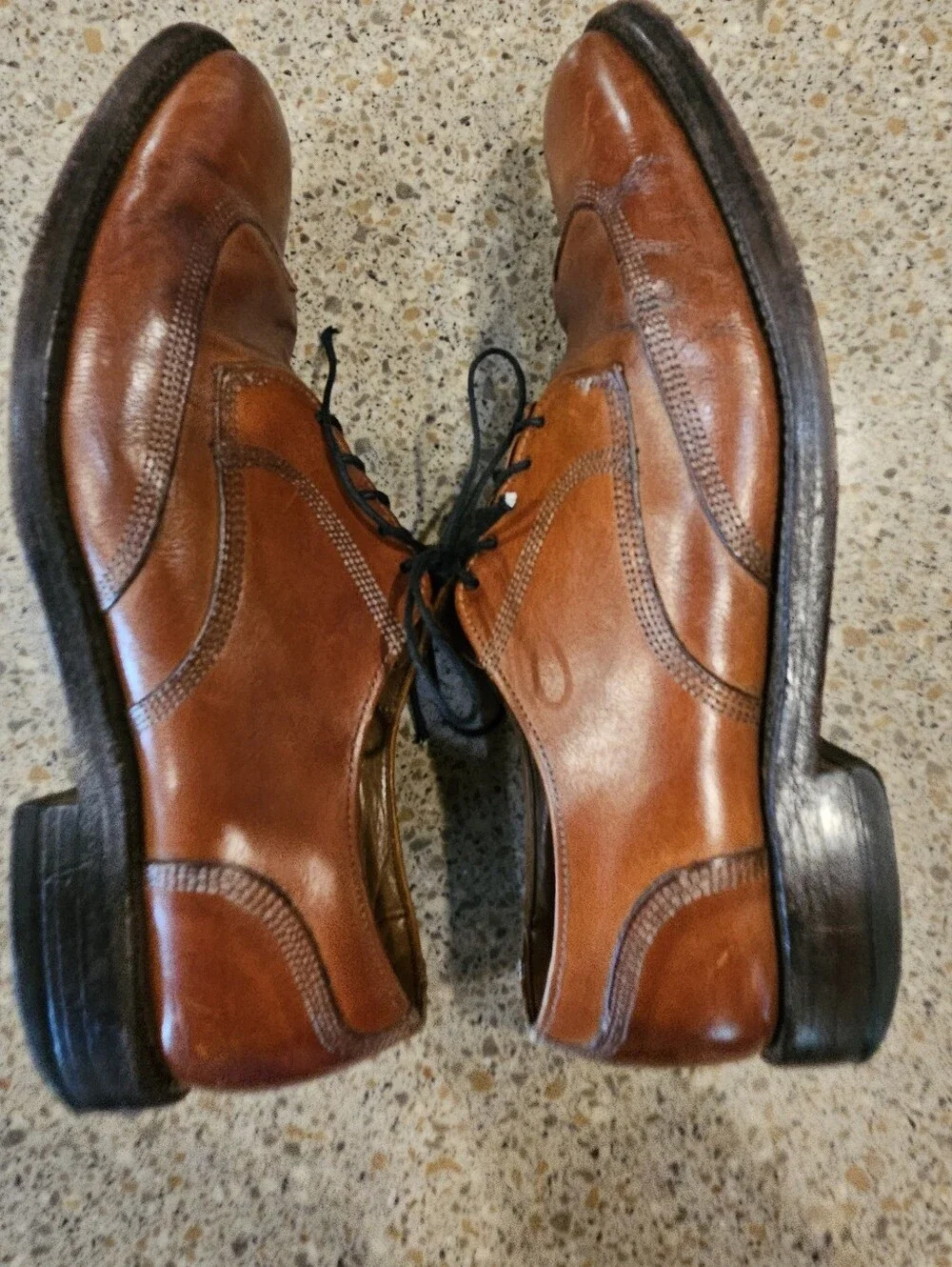 Allen Edmonds Brown  Wingtip Austerity Brogue Leather Shoe SZ 9.5  A USA